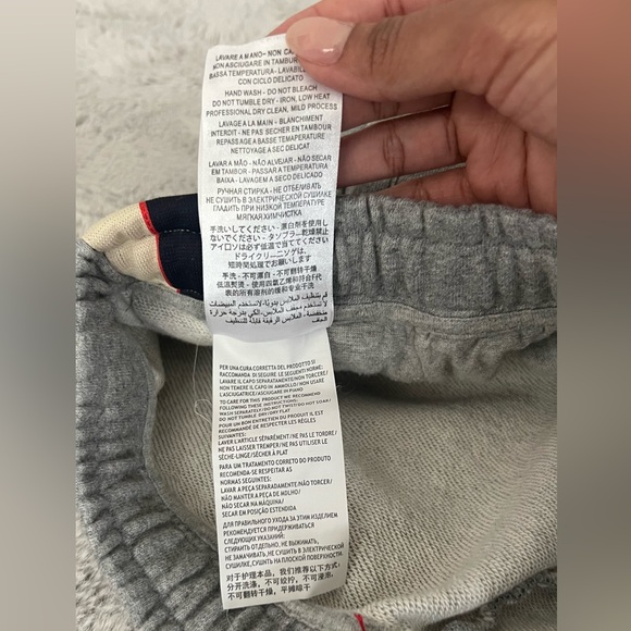 Gucci Rare Limited Super Runway Tiger
Logo Track Shorts - Picture 8 of 10